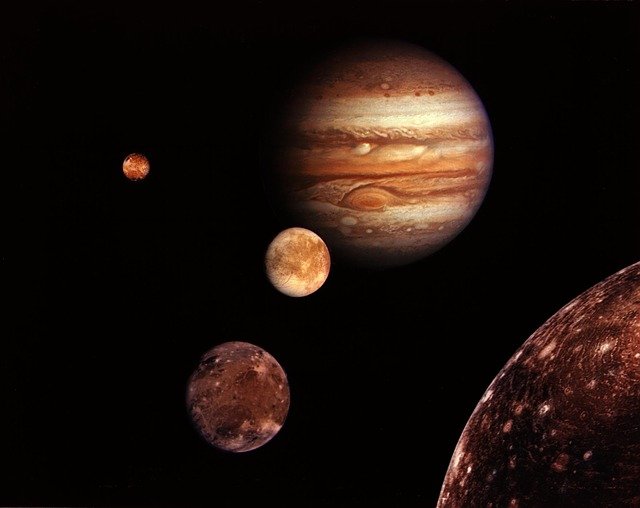 jupiter-g570aab1b9_640